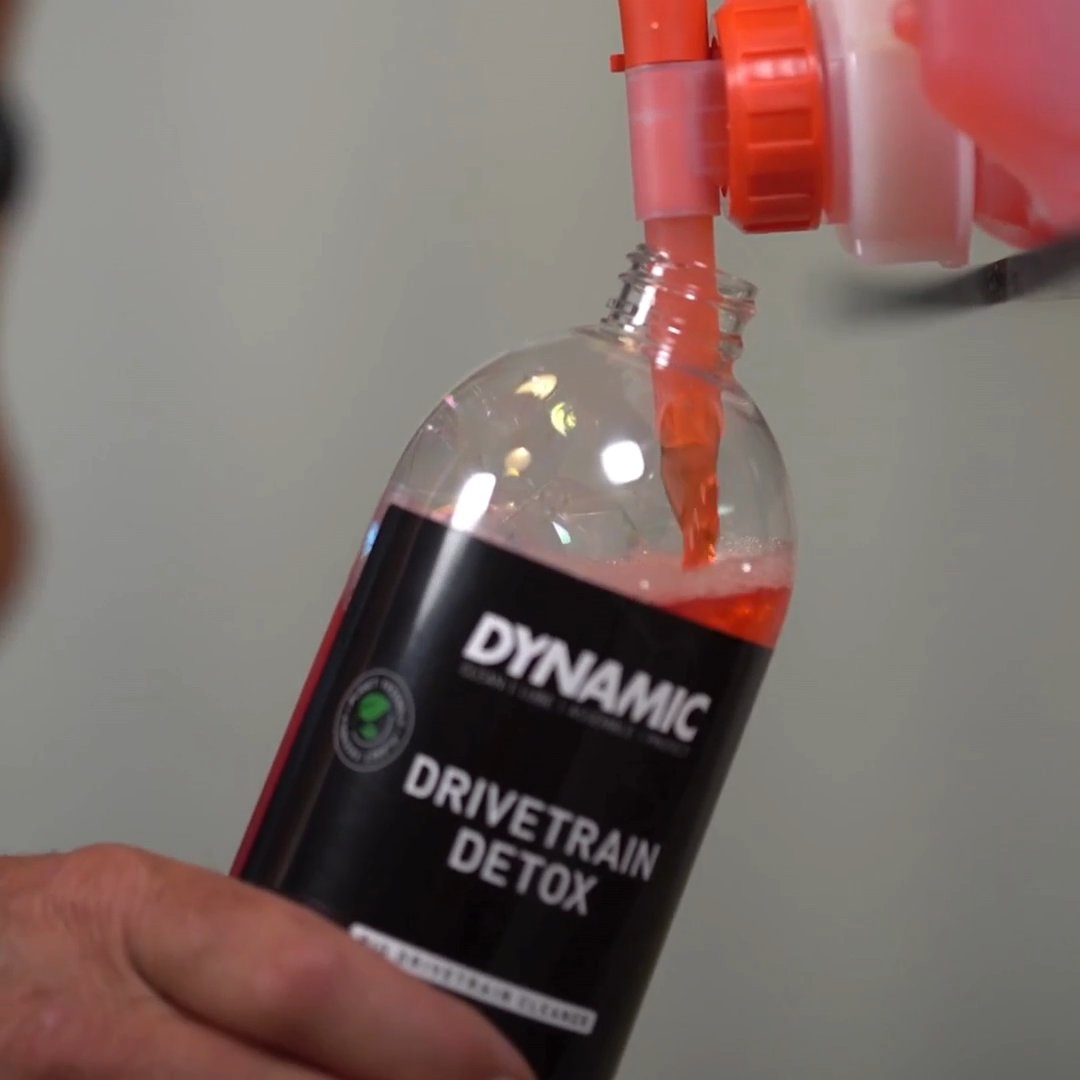 Limpiador anual de cuadro y transmisión