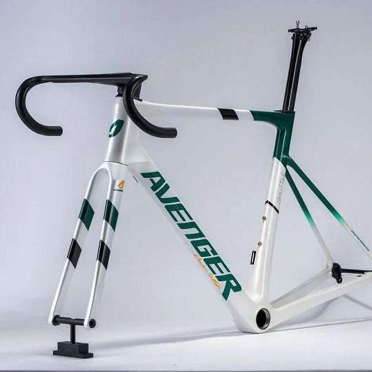 Cuadro Avenger Shuttle Green Wave, vista di tre quarti