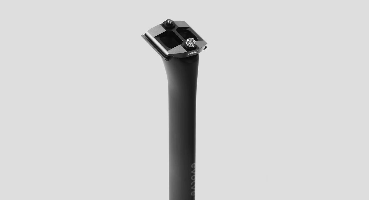 Evolve aero carbon seatpost, head and saddle clamp detail
