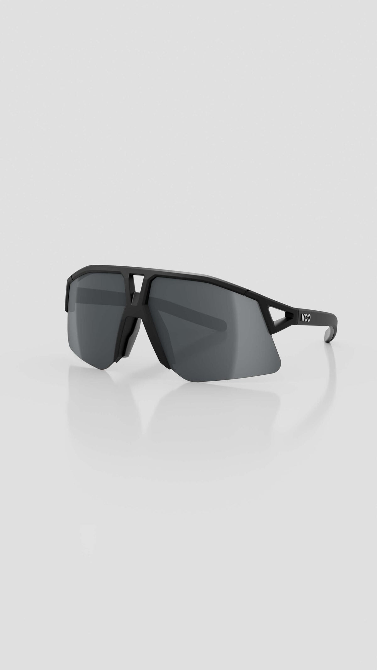 KOO Hype — Black Matt / Smoke — imagen 1