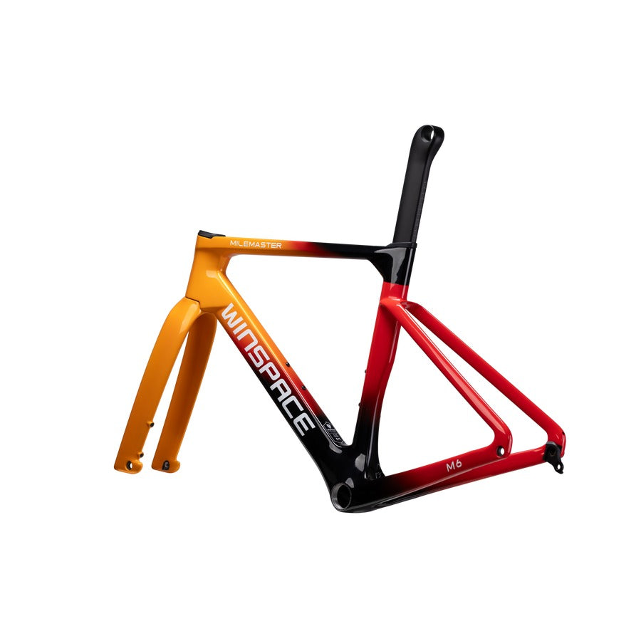 Rad Winspace M6 105 Di2 Crimson Flame, Dreiviertelansicht