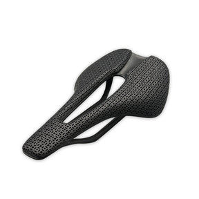 Sillín IMTOS Ultralight Carbon con superficie impresa en 3D, vista en perspectiva