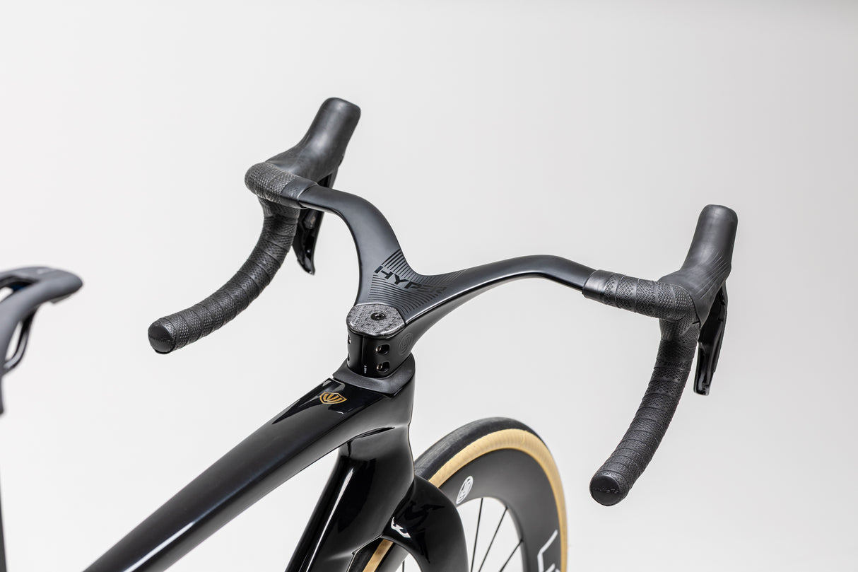 BICICLETA WINSPACE T1600 ULTRA SHIMANO 105 Di2