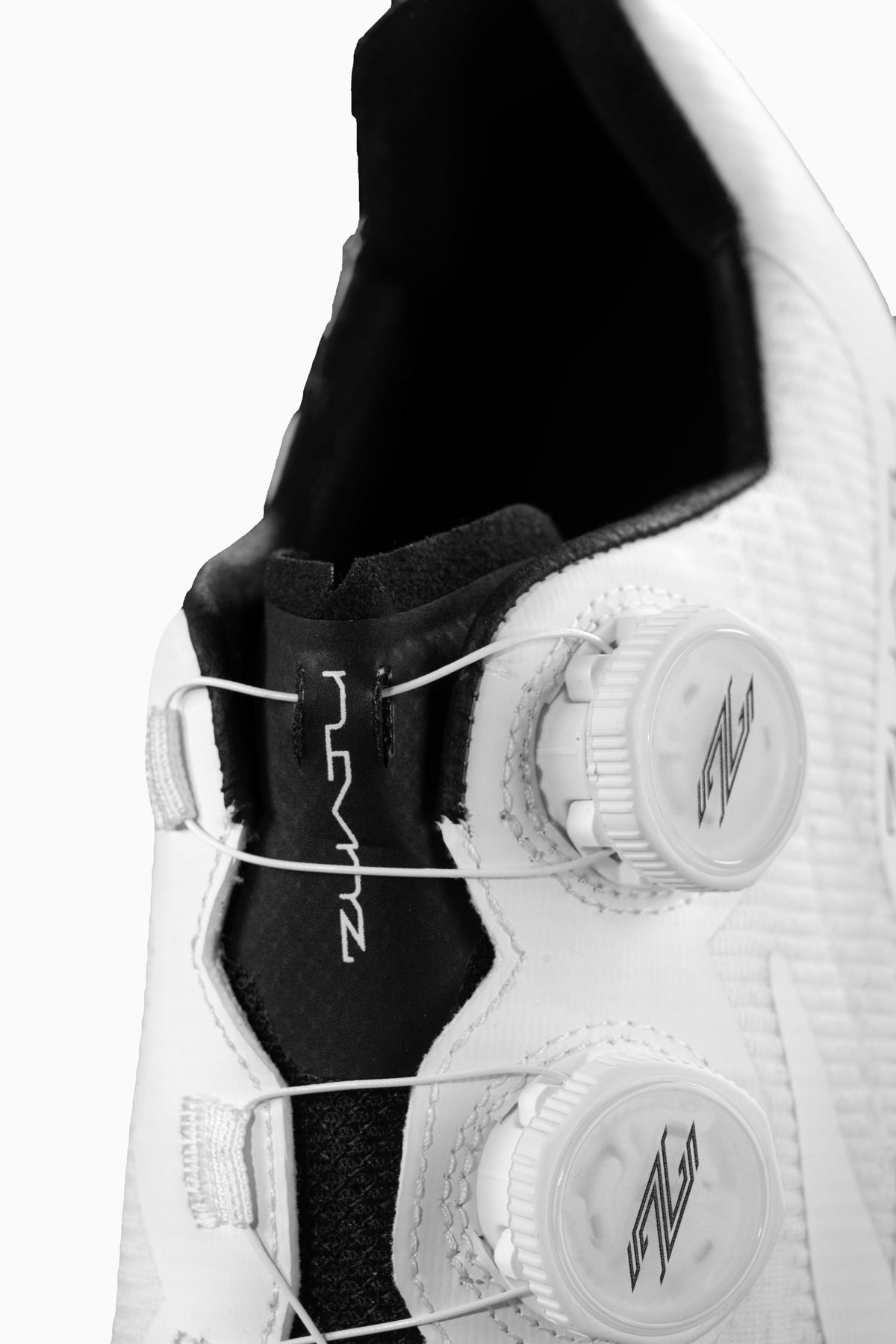 Zuatu Z002 Outlet · Zapatillas