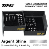 TiNE Kit de Tornillería de Titanio Shimano Di2 en acabado Argent Shine (plata), caja abierta con todas las piezas
