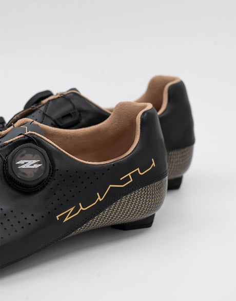 Zuatu Z001 PRO - Negro · Zapatillas
