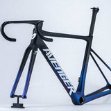 Bicicleta Avenger Shuttle 2026 Dream Violet, vue de trois quarts