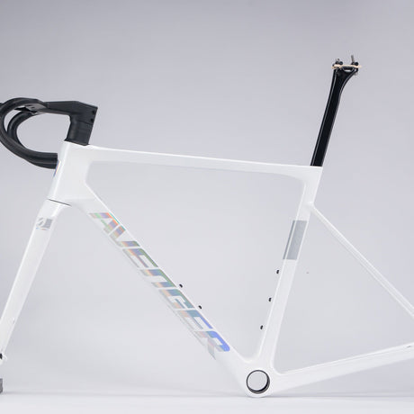 Bicicleta Avenger Shuttle 2026 Pure White, Detail