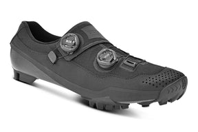 Bont Riot G gravel and MTB shoes in black, three-quarter view