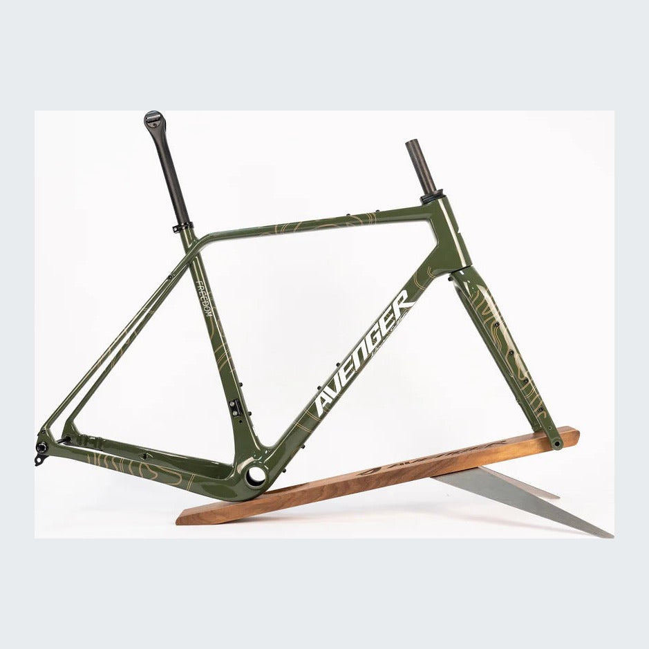 Cuadro Avenger Gravel FM188 Cactus Green, vue côté transmission