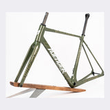 Cuadro Avenger Gravel FM188 Cactus Green, vue de trois quarts