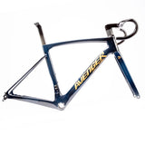 Cuadro Avenger R7 bleu, vue latérale