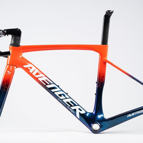 Cuadro Avenger R7 Orange, Seitenansicht