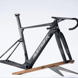 Cuadro Avenger R8RS nero, vista laterale