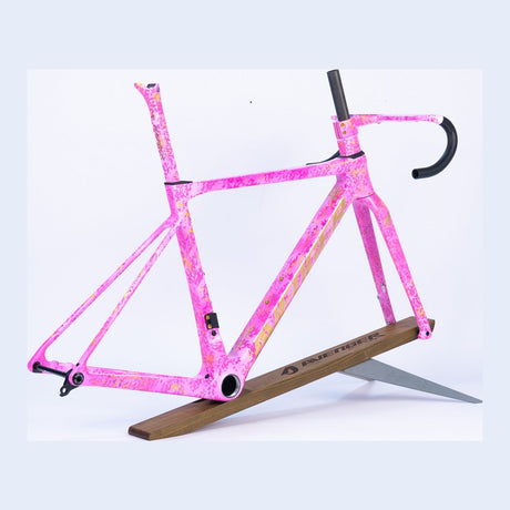 Cuadro Avenger Shuttle 2026 Galactic pink, Detail