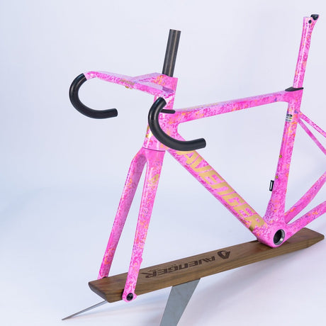 Cuadro Avenger Shuttle 2026 Galactic pink, Dreiviertelansicht