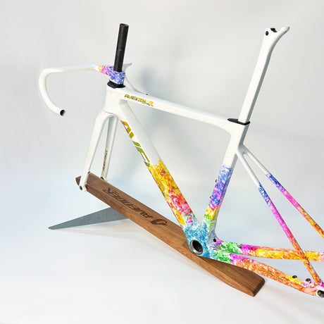 Cuadro Avenger Shuttle 2026 Multicolor bloom, Dreiviertelansicht