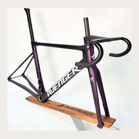 Cuadro Avenger Shuttle 2026 Purple chameleon, Dreiviertelansicht