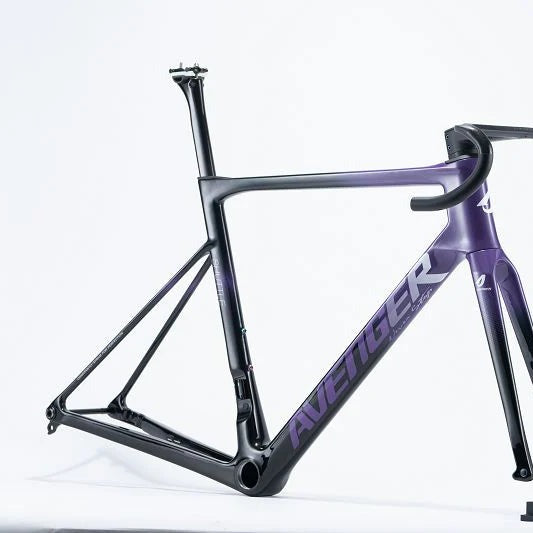 Cuadro Avenger Shuttle Dark Purple, vista di tre quarti