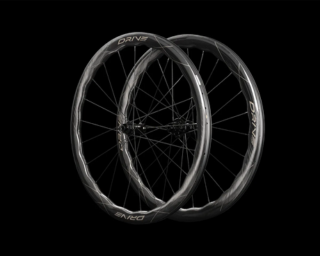 Ruedas EliteWheels Helix 46D SS Fusión de oro, juego en vista de tres cuartos