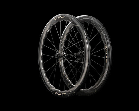 Ruedas EliteWheels Helix 57D SS Fusión de oro, juego en vista de tres cuartos