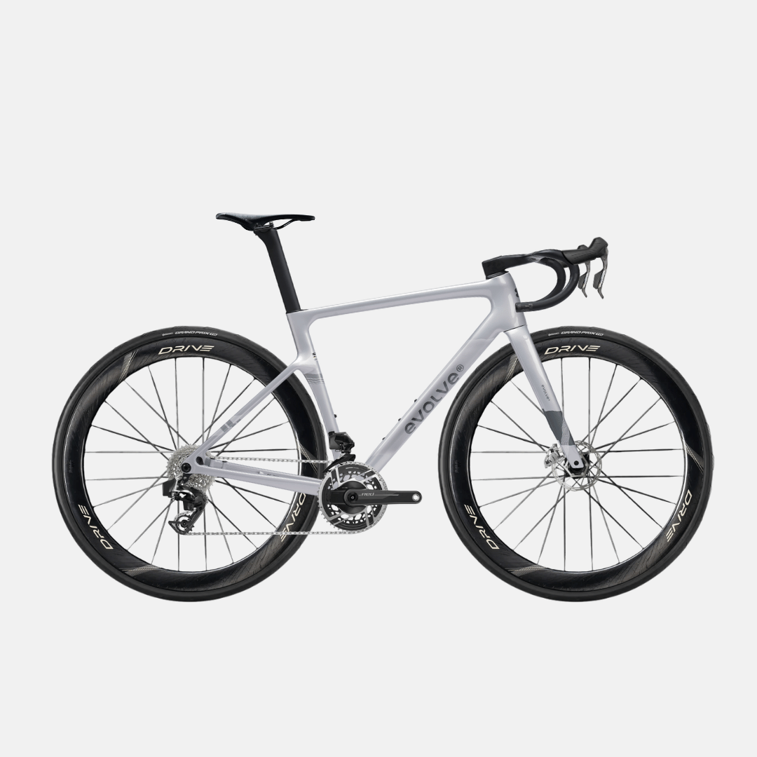 Bicicleta Evolve Artista Cima Red AXS Streams, vista lateral con logo grande