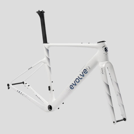 Gravelbike Evolve Cima GR White, Dreiviertelansicht von vorne