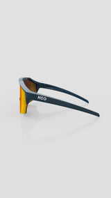 KOO Alibi — Dark Blue Matt / Photochromic Red Mirror — imagen 4