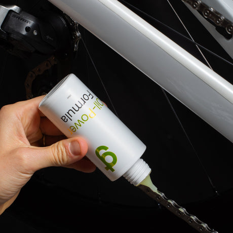 Cuidado de la Bicicleta Oil-Power Formula 500 ml, detalle