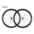 Ruedas Upvine Gravel Disc, three-quarter view