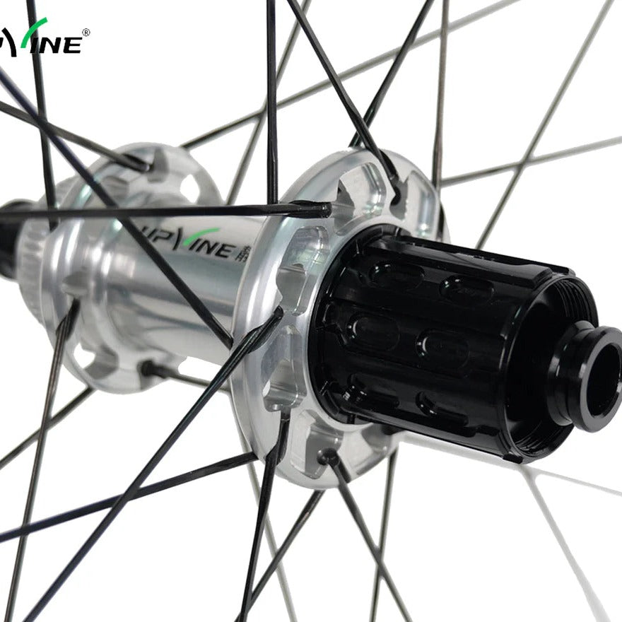 Ruedas Upvine Pro Disc, vista tres cuartos