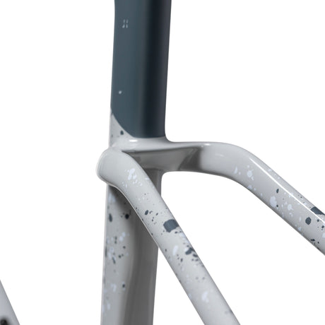 Vélo Winspace G3 GRX 825 Di2 Lunar Grey, détail des bases