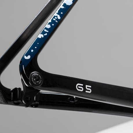 Bici Winspace G5 GRX 825 Di2 Nautical Blue, dettaglio dei foderi