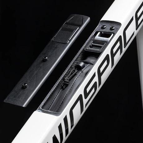 Winspace G5 SRAM Rival AXS XPLR Alpine White bike, detail