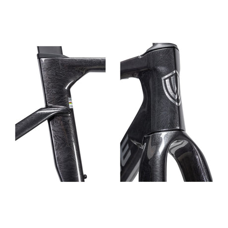 Bicicleta Winspace M6 105 Di2 Frost black, detalle del tubo de dirección