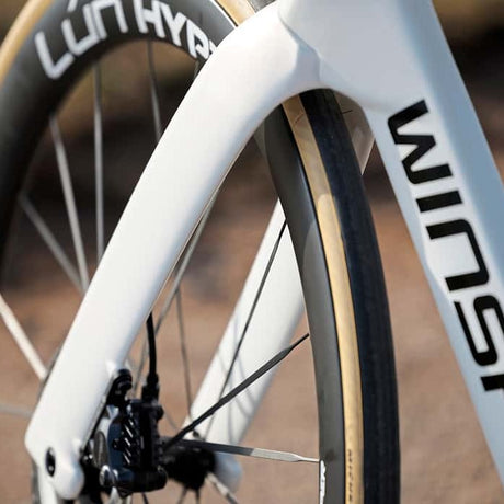 Vélo Winspace M6 Ultegra Di2 Chameleon White, détail de la fourche