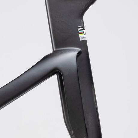 Vélo Winspace T1600 105 Di2 Carbon black, vue latérale