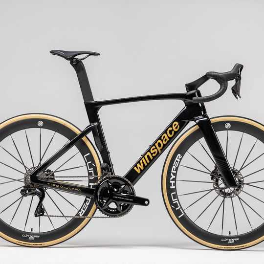 Winspace T1600 Ultra 105 Di2 Obsidian Gold bike, side view