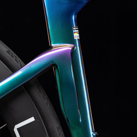 Winspace T1600 Ultra Dura-Ace Di2 Nebula Green bike, side view